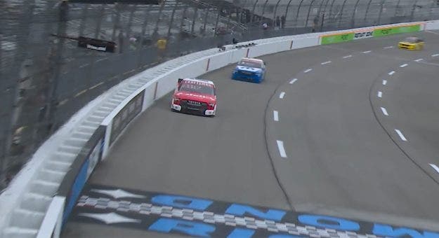 Honeycutt cruises to Stage 2 victory at Richmond